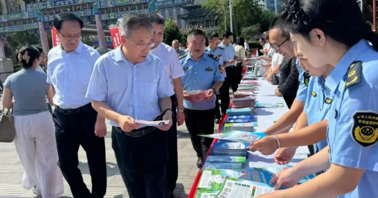 山西各地同步開啟2025年“全國藥品安全宣傳周”活動 大型活動組織服務助力安全科普